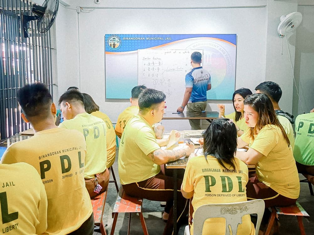 ALS class at the Binangonan Municipal Jail