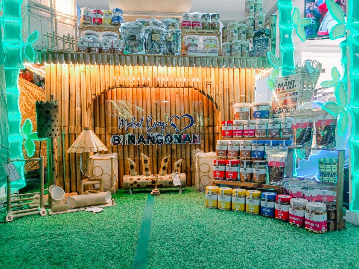 Mahal Kong Binangonan local products display